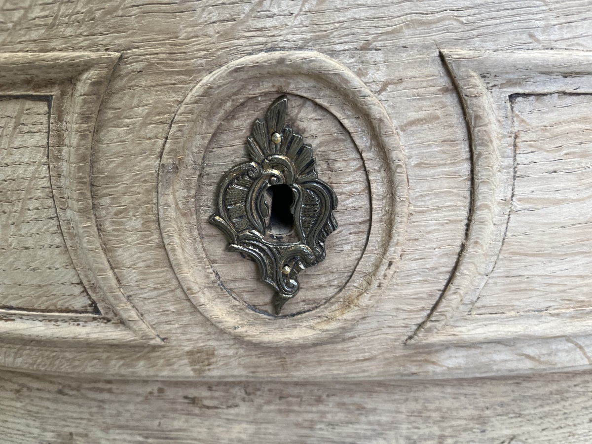 Antique Louis XV-style Chest Of Drawers In Natural Oak -photo-3