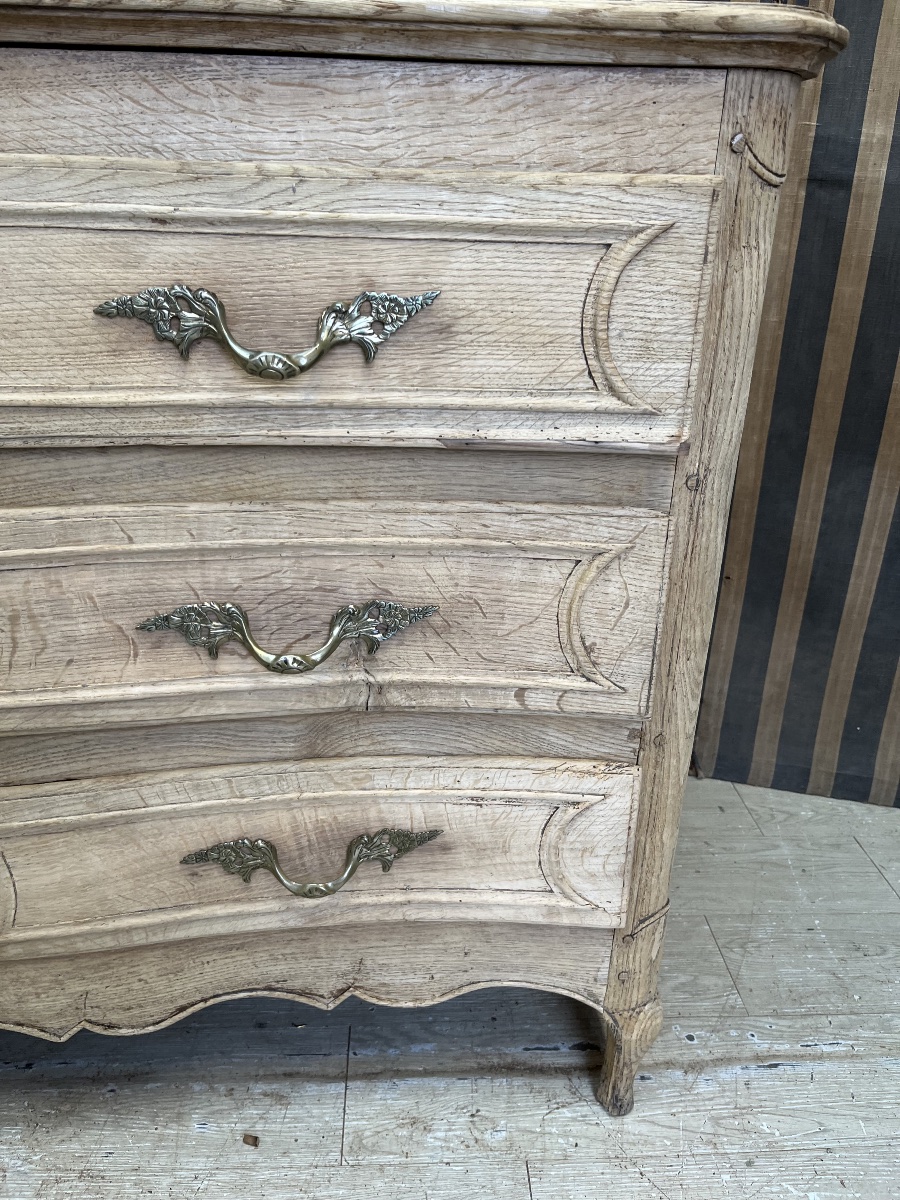 Antique Louis XV-style Chest Of Drawers In Natural Oak -photo-1