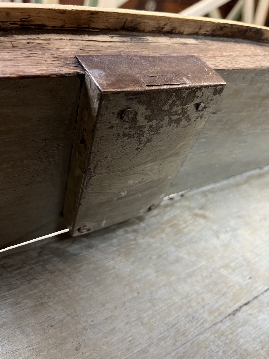 Antique Louis XV-style Chest Of Drawers In Natural Oak -photo-3