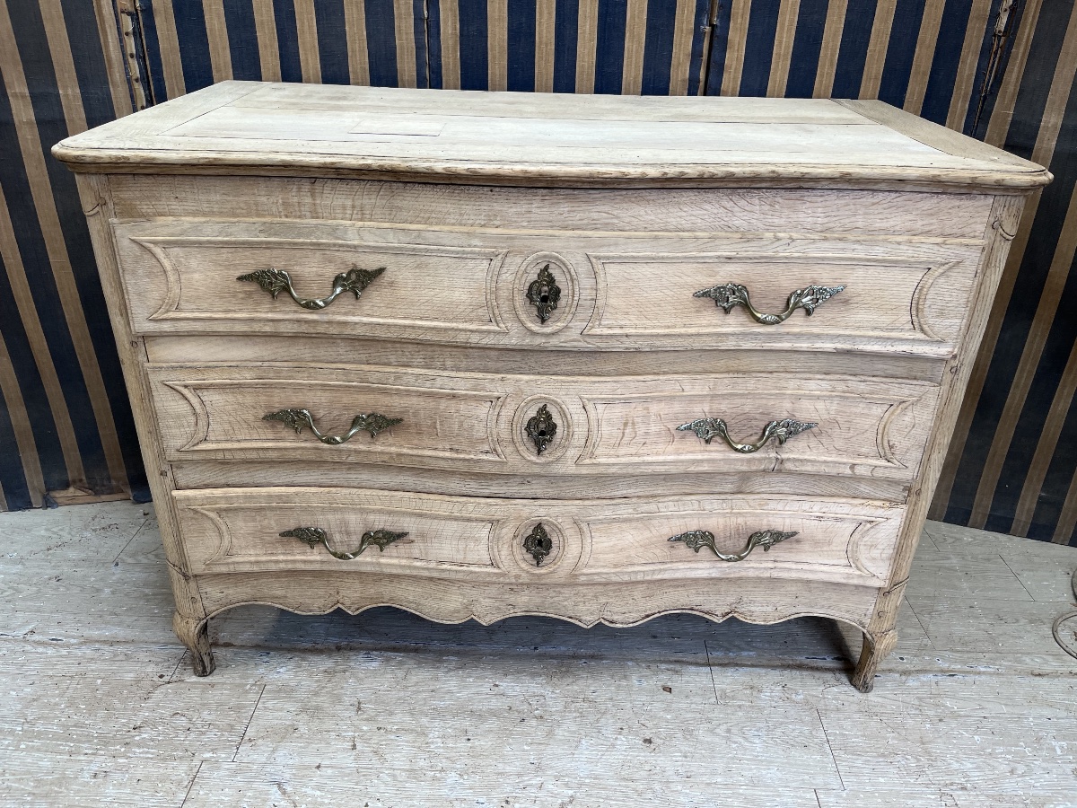 Antique Louis XV-style Chest Of Drawers In Natural Oak 