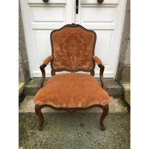 Louis XV Period Queen Armchair In Natural Wood