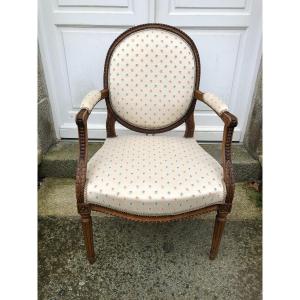 Fauteuil d'époque Louis XVI En Noyer