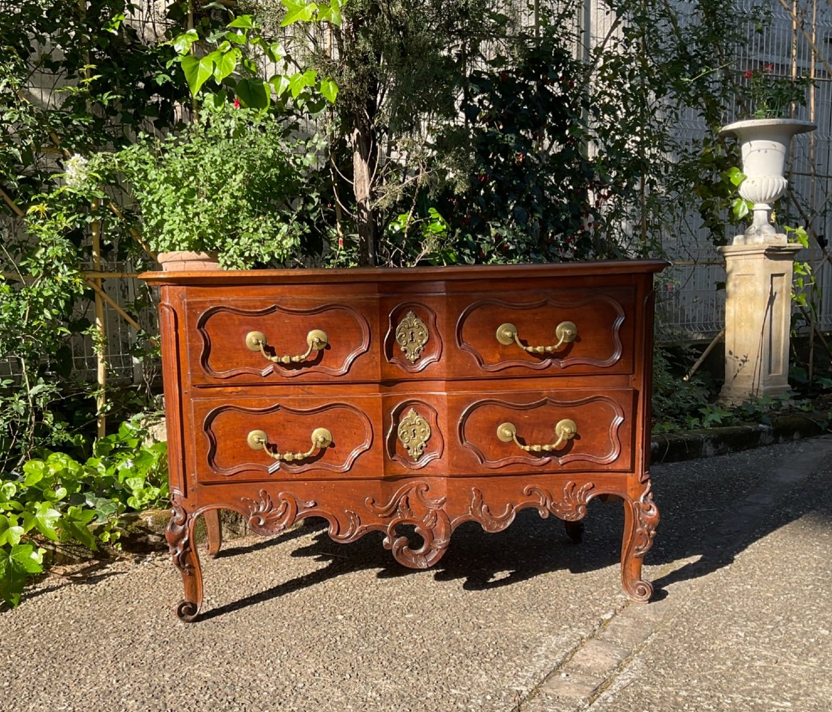 Regence Period Commode Dites De Pezenas