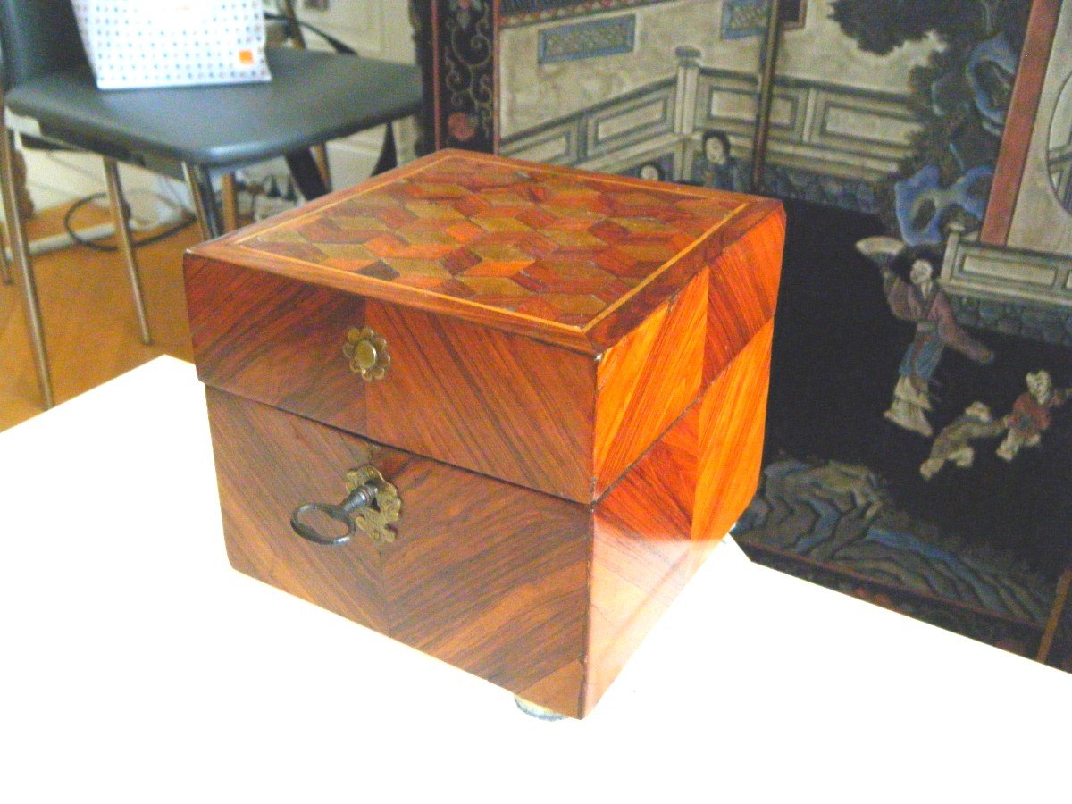  A Louis 16  Perfum  Marquetry Box 
