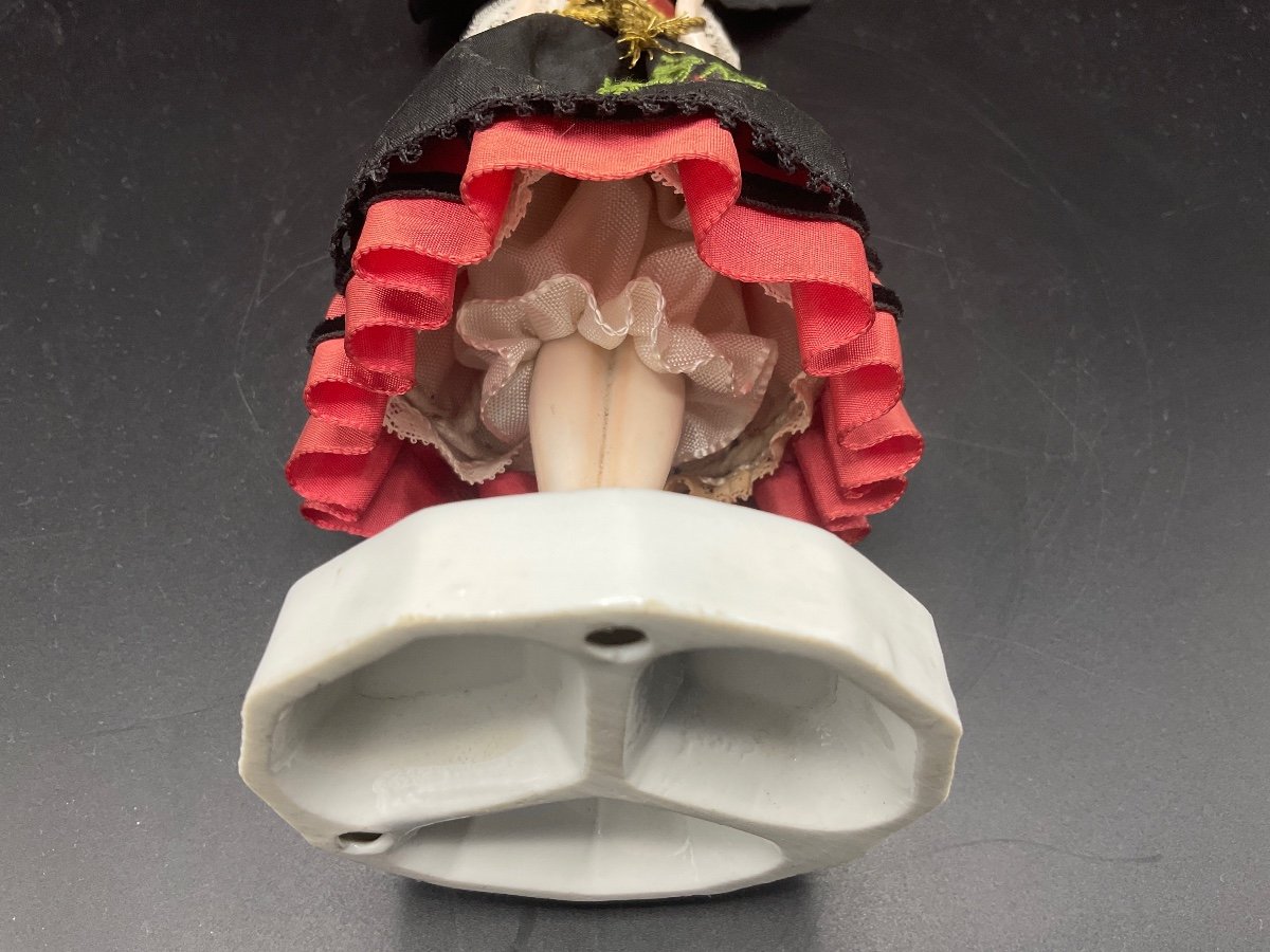 Half Complete Figurine In Polychrome Porcelain With Her Original Costume Representing An Alsatian Woman.-photo-4