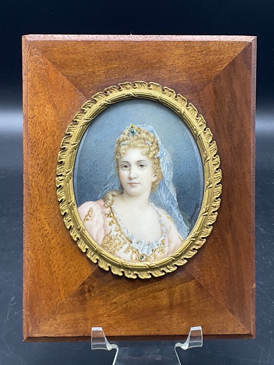 Miniature On Polychrome Ivory Representing A Young Blonde Woman With Brown Eyes Signed Bernard.-photo-3