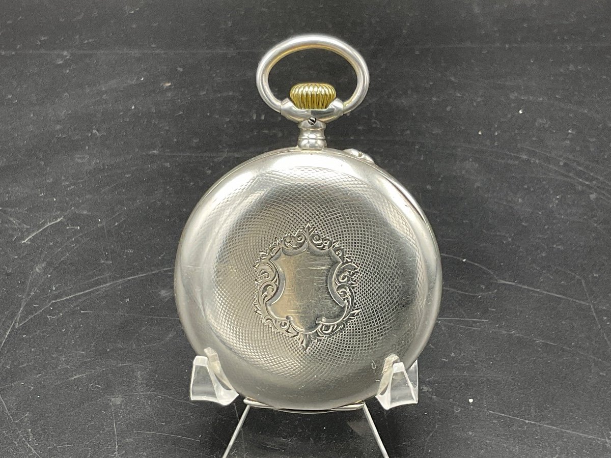 Orion Gusset Or Pocket Watch In Sterling Silver With Chiseled Decor Of A Coat Of Arms And Guilloche.-photo-4