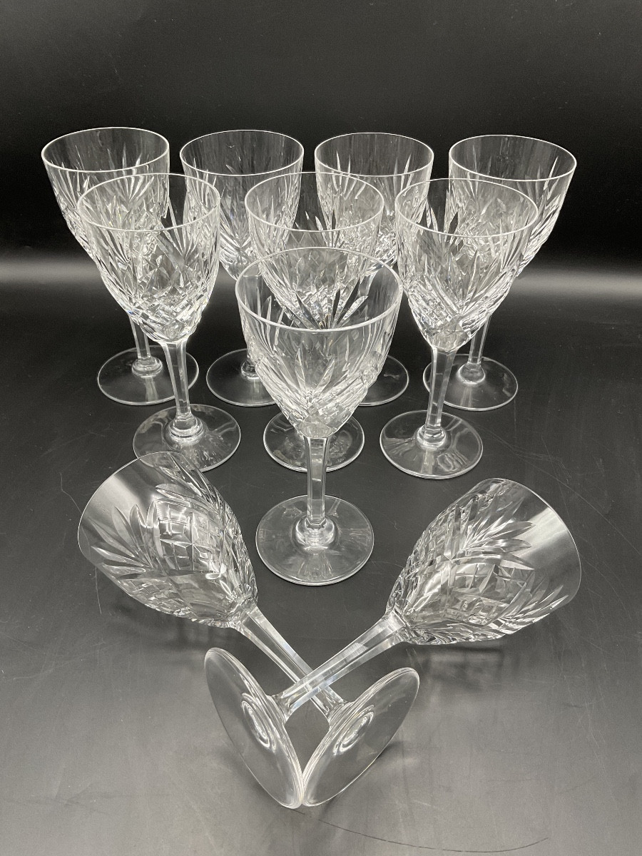 Ten Chantilly Model Red Wine Glasses In Colorless Cut Crystal From Cristallerie De Saint Louis.-photo-8