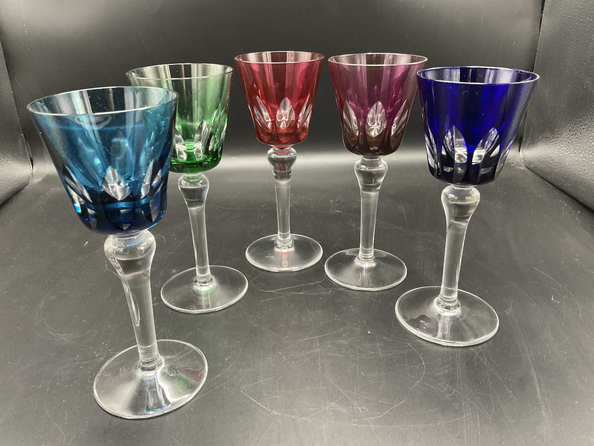 Five Jersey Model Wine Glasses In Cut Crystal Roemer From Cristallerie De Saint Louis.-photo-8