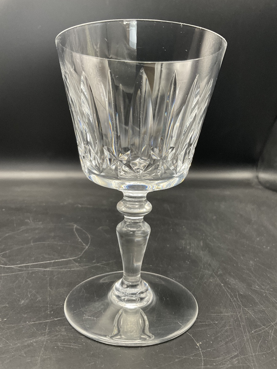 New Red Wine Glass, Ile De France Model, In Colorless Crystal From The Baccarat Crystal Factory-photo-1