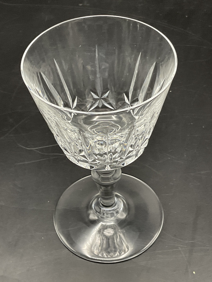Seven White Wine Glasses, Ile De France Model, In Colorless Crystal From The Baccarat Crystal Factory -photo-3