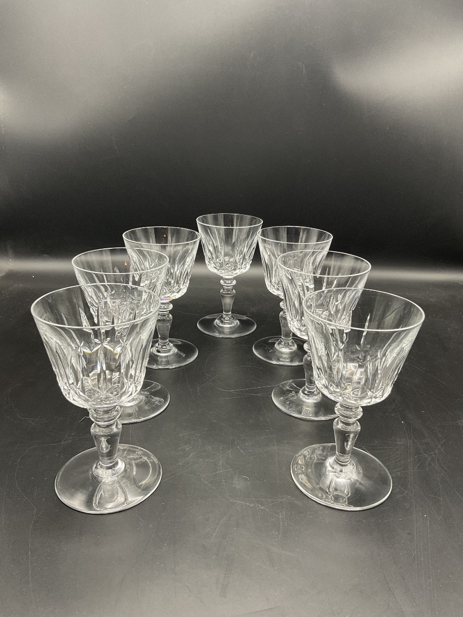 Seven White Wine Glasses, Ile De France Model, In Colorless Crystal From The Baccarat Crystal Factory -photo-7