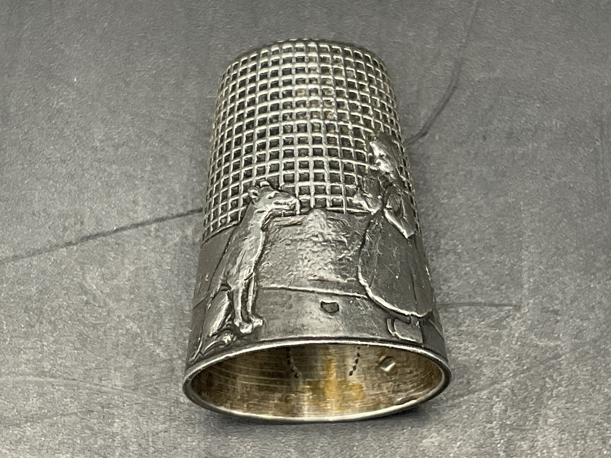 Sterling Silver Thimble Illustrating The Tale Of Little Red Riding Hood By Charles Perrault.-photo-6