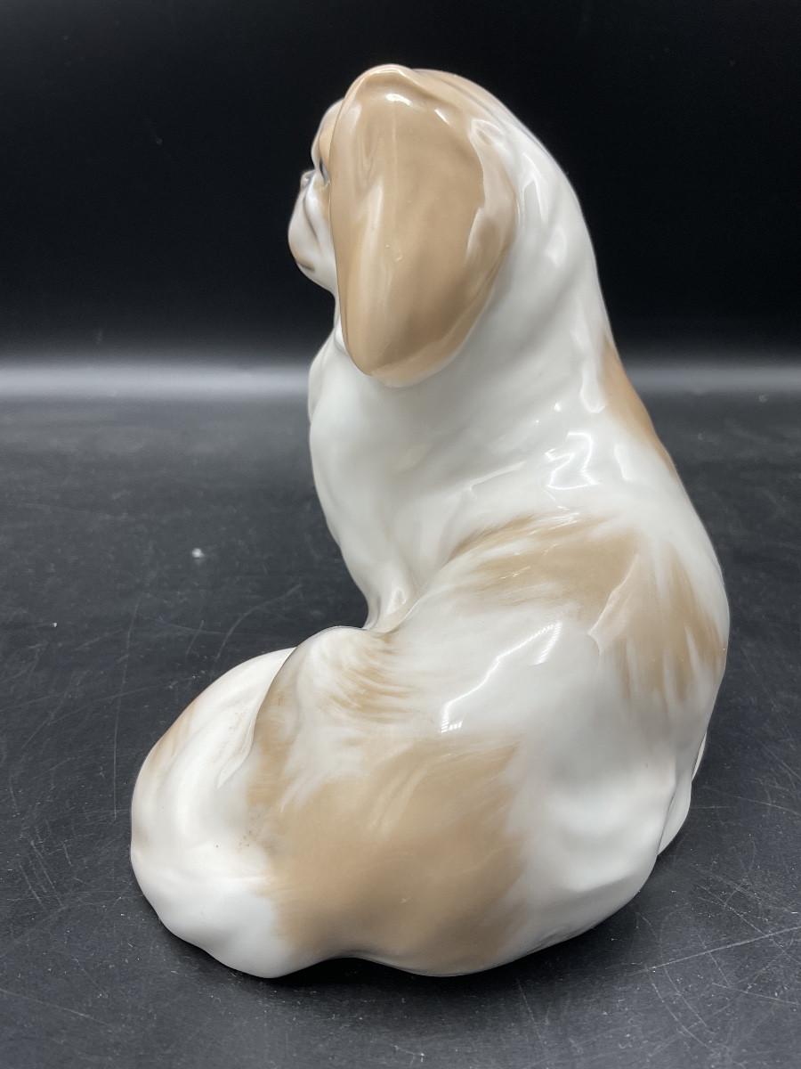 Pekingese Dog In Polychrome Porcelain From The Royal Copenhagen Factory Signed Peter Herold.-photo-2