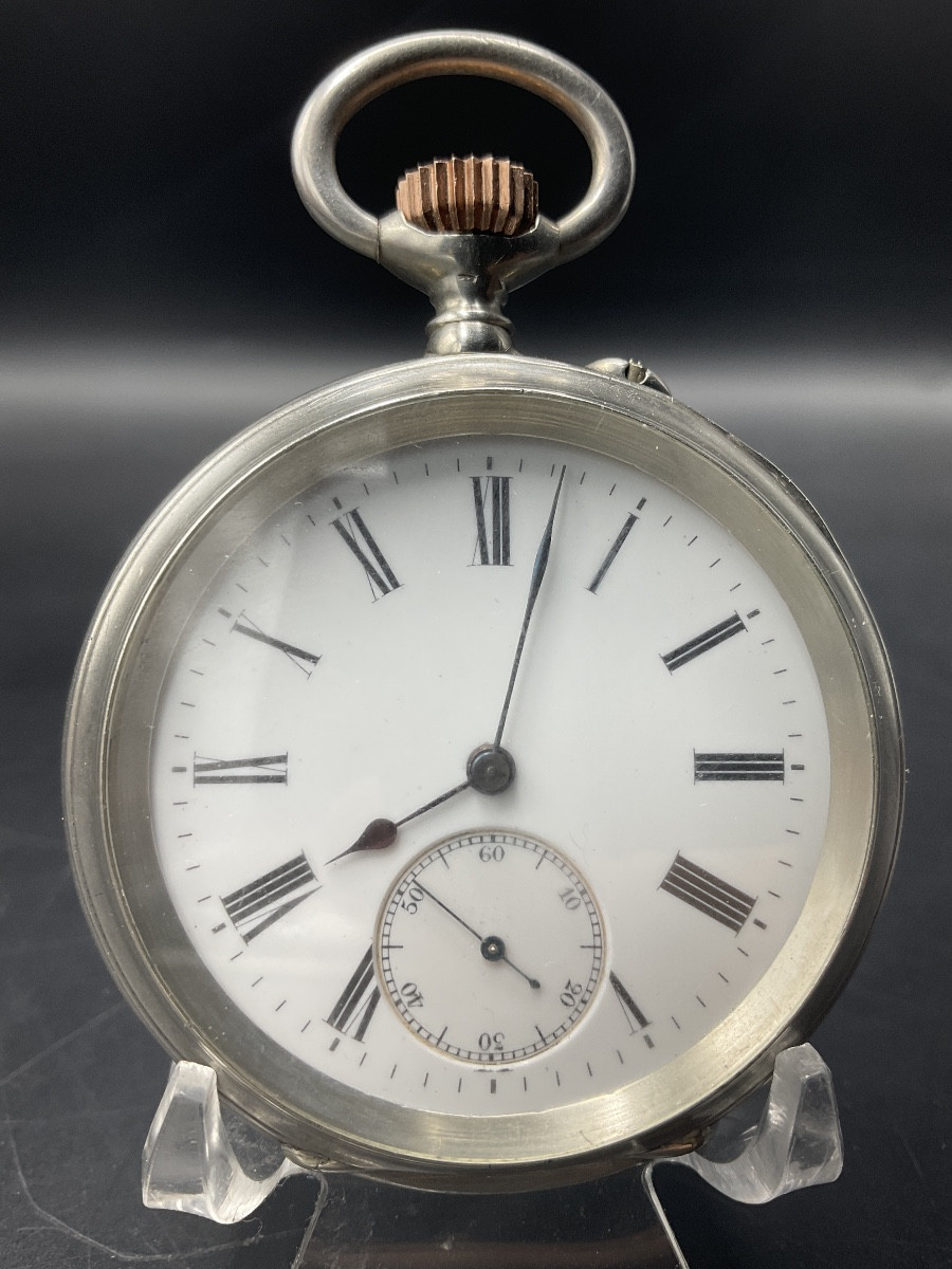 Montre à gousset ou de poche en argent massif de tir cantonal neuchâtelois le Locle en Suisse.