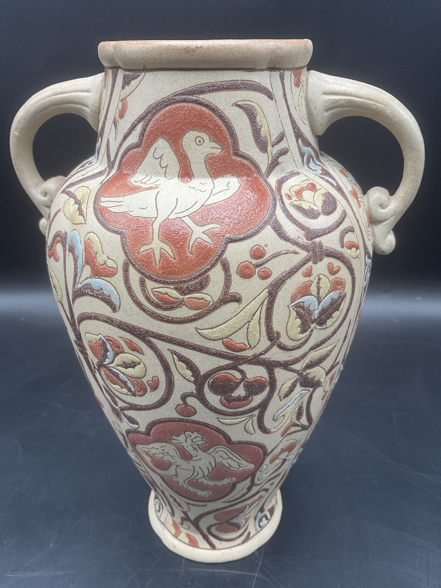 Vase en grès coloré de la faïencerie de Gien décor en relief de rinceau fleurie,oiseau,dragon.-photo-8
