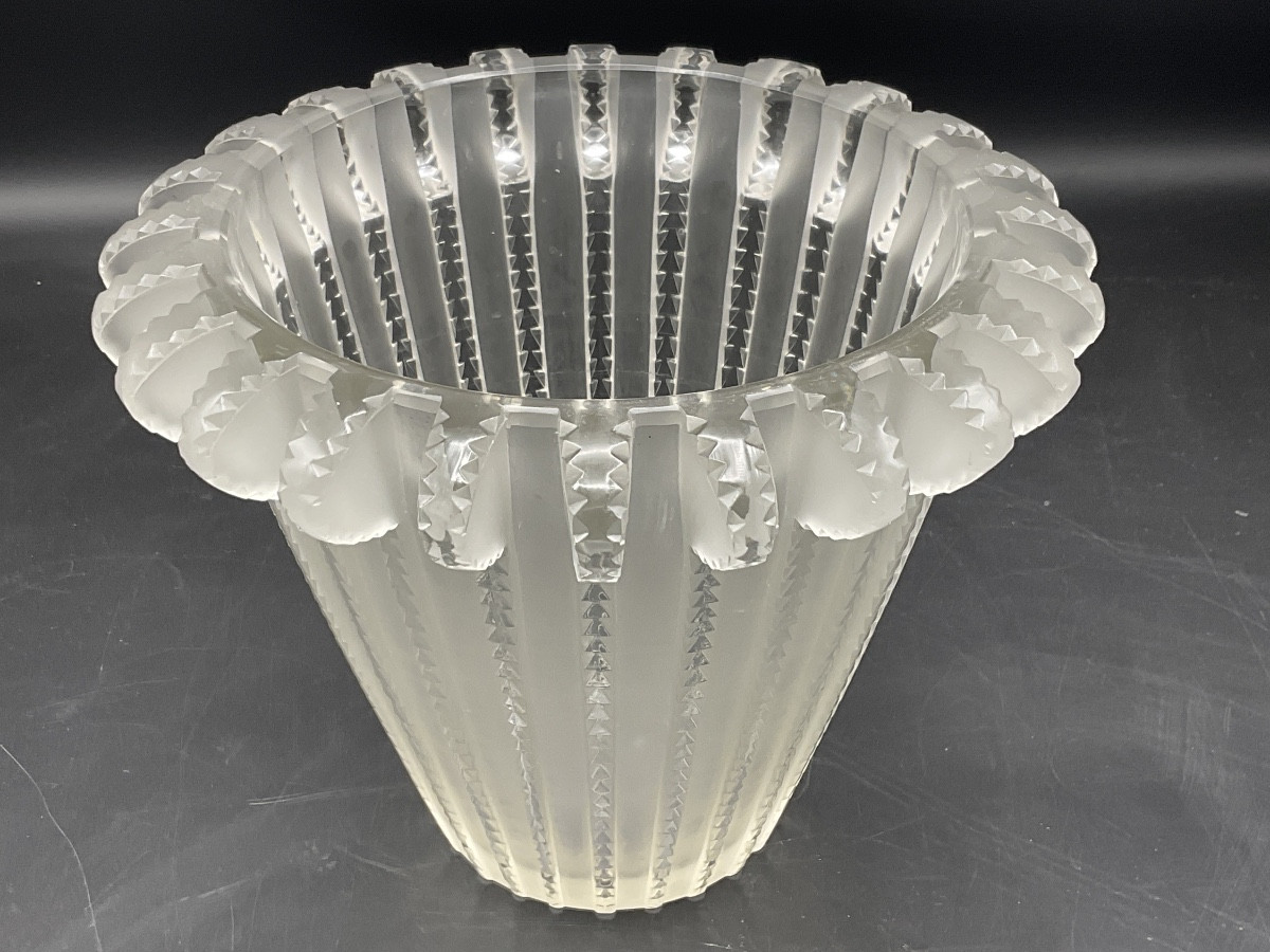 Vase lalique france de forme conique modèle royat en cristal clair et dépoli.-photo-8