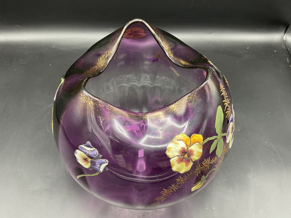 Vase boule Legras facetté en cristal clair dégradé violet émaillé à décor tournant aux pensées -photo-1