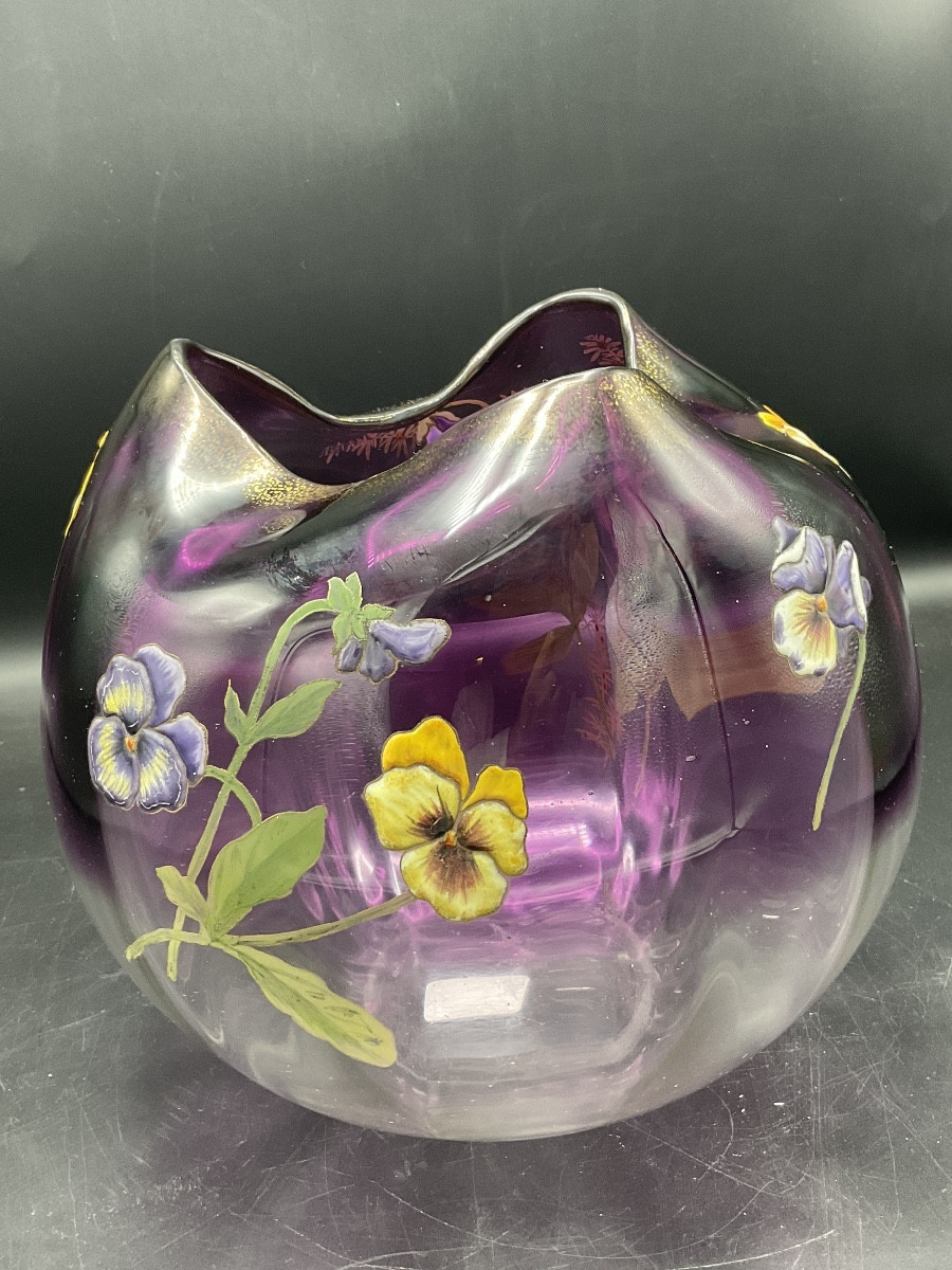 Vase boule Legras facetté en cristal clair dégradé violet émaillé à décor tournant aux pensées -photo-3
