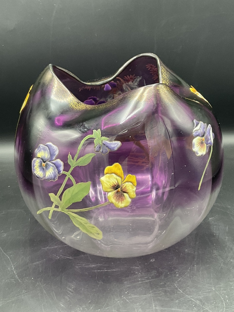 Vase boule Legras facetté en cristal clair dégradé violet émaillé à décor tournant aux pensées -photo-8
