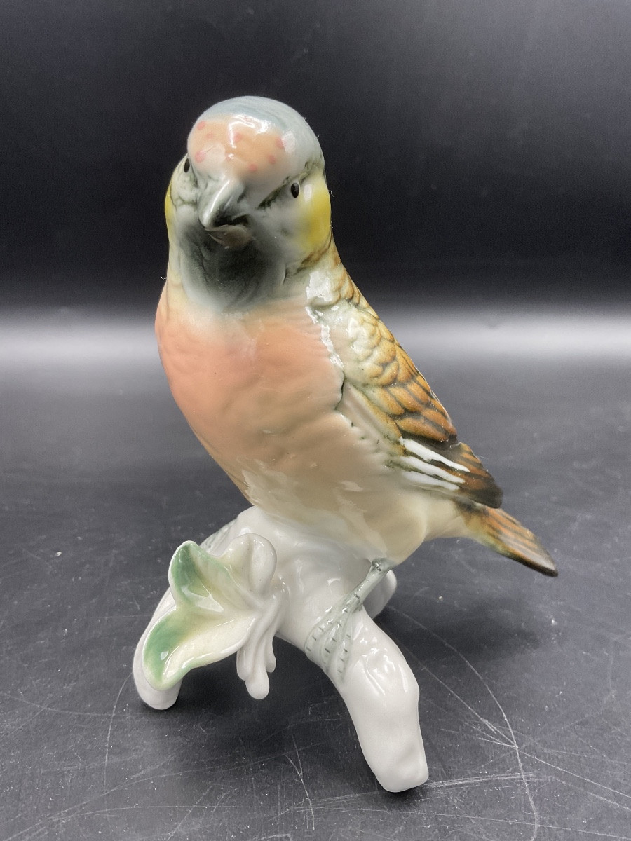 Oiseau sizerin flammé en porcelaine polychrome de la manufacture de Karl ens-photo-3