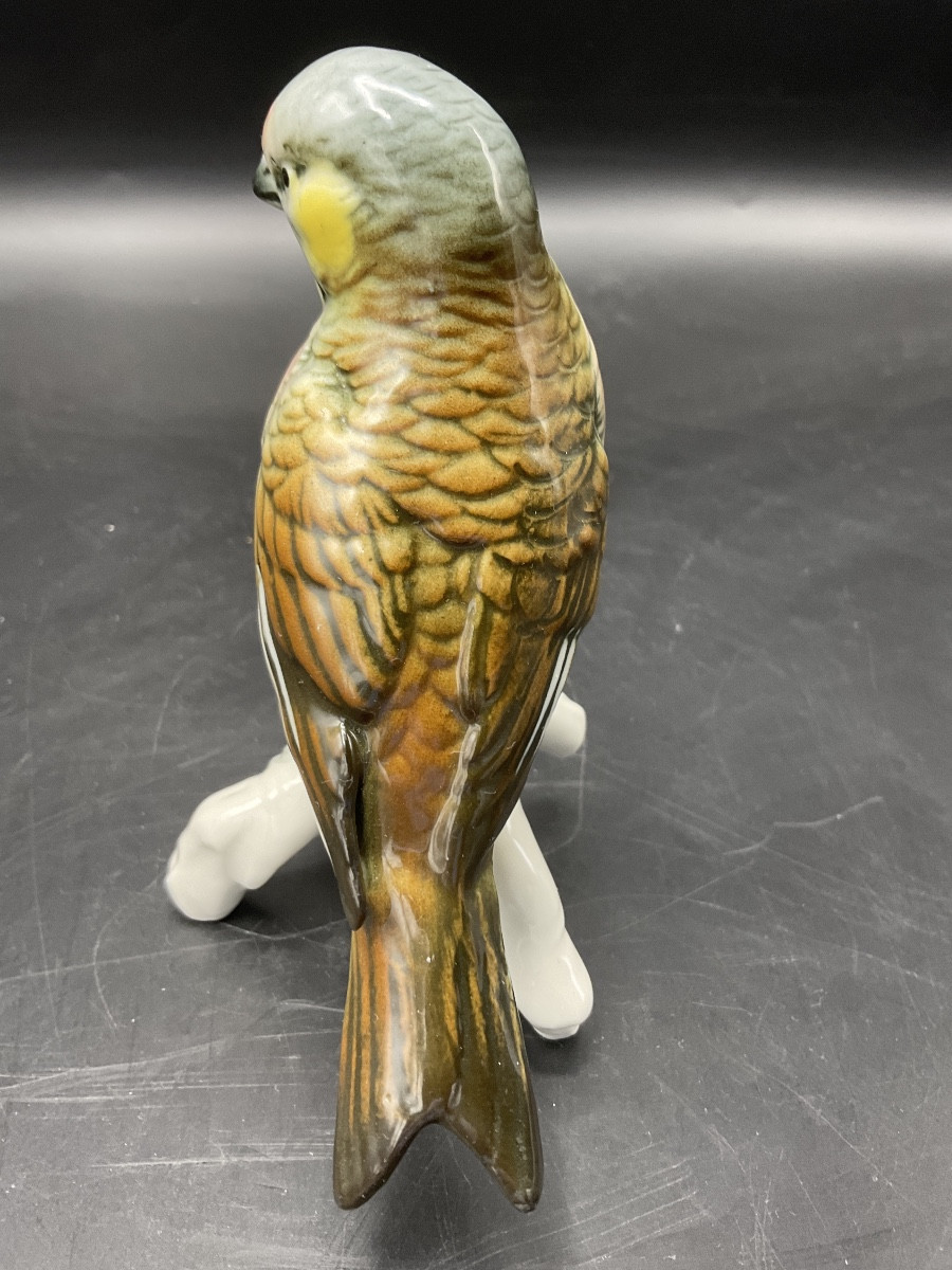 Oiseau sizerin flammé en porcelaine polychrome de la manufacture de Karl ens-photo-2