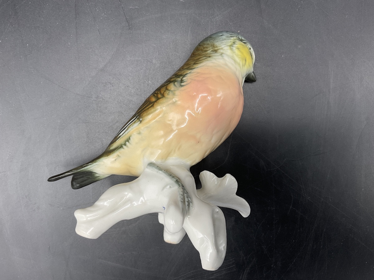 Oiseau sizerin flammé en porcelaine polychrome de la manufacture de Karl ens-photo-7
