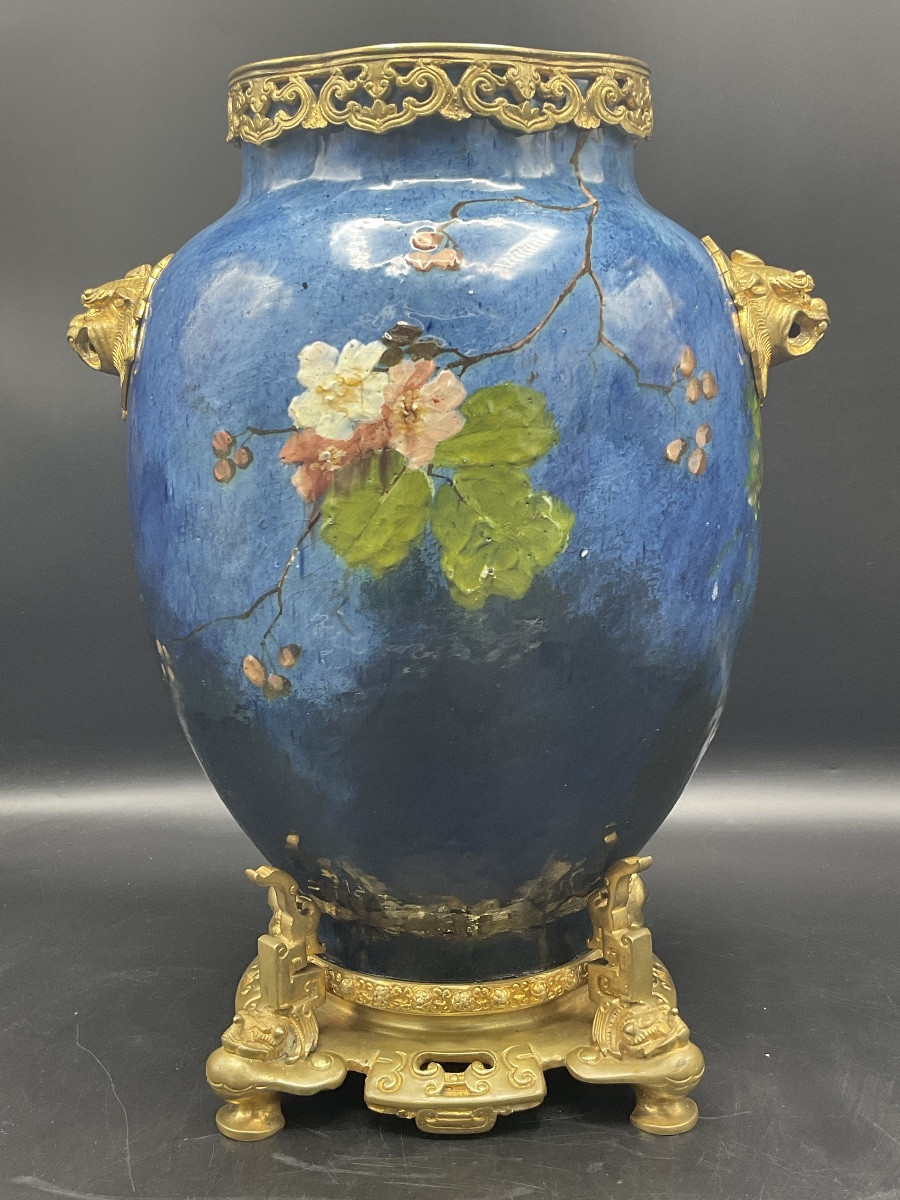 Vase en barbotine coloré impressionniste de la manufacture Haviland décor de fleurs signé E.G. -photo-1