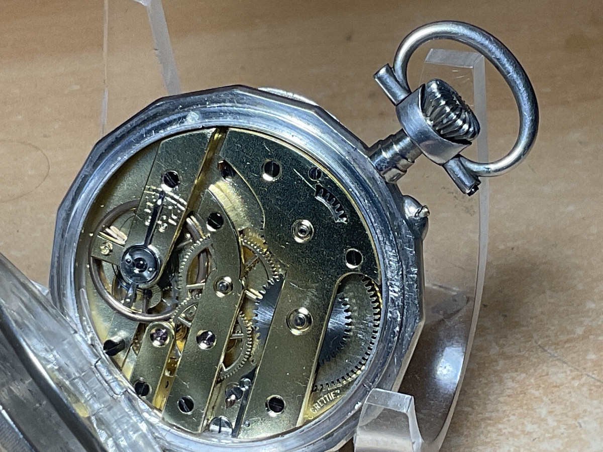 A Solid Silver Pocket Watch, Chased And Guilloché, Decorated With A Flower Basket.-photo-2