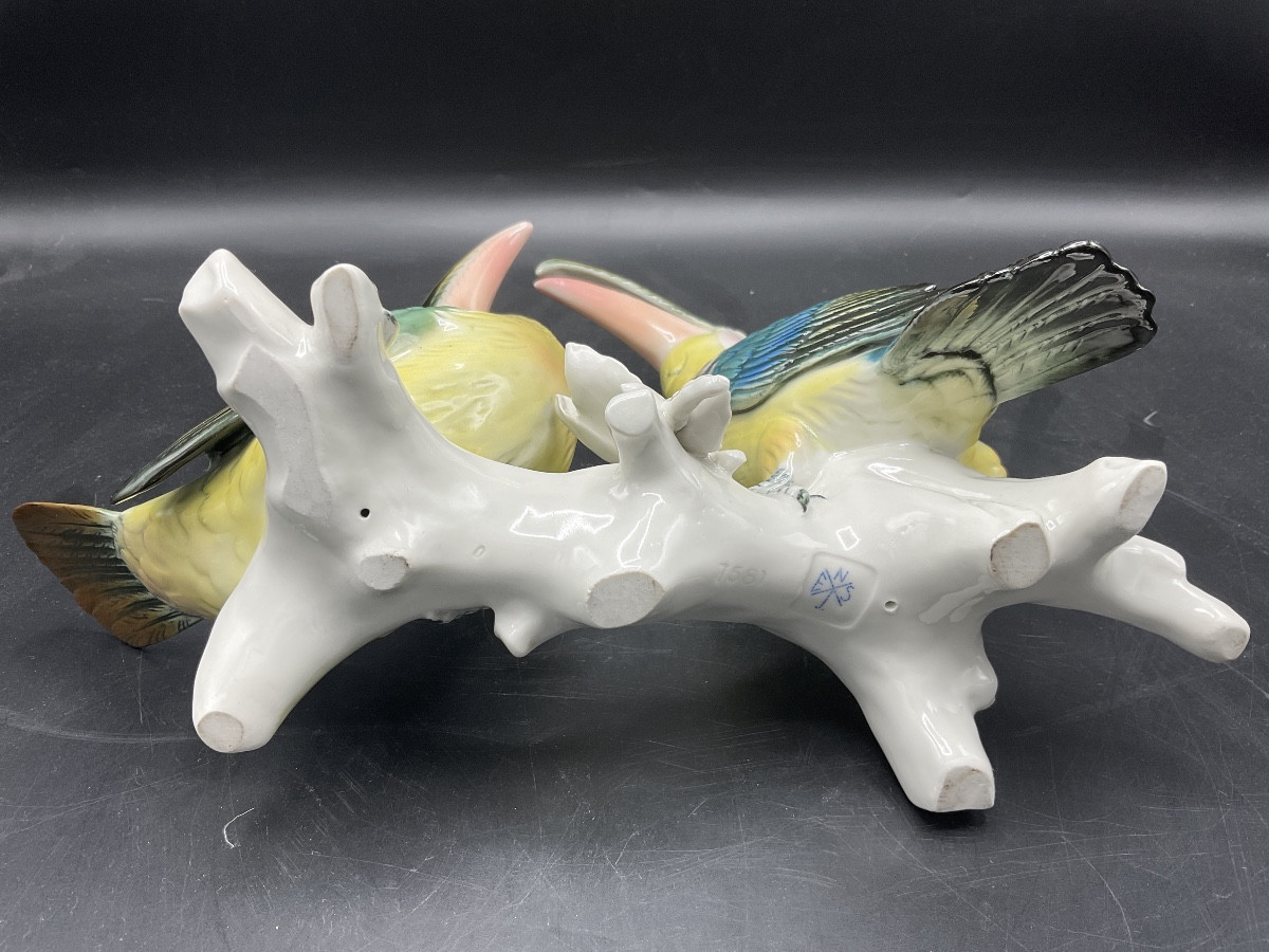 Pair Of Toucans Perched On A Branch In Polychrome Porcelain From The Karl Ens Factory.-photo-8