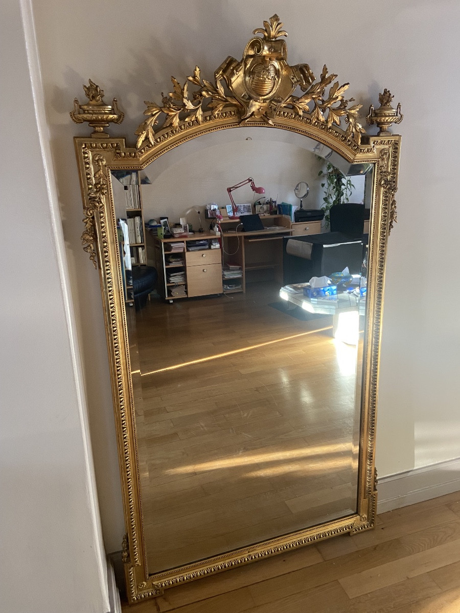Grand miroir ou glace de cheminée d'époque Napoléon III style Louis XVI, cadre en bois et stuc.-photo-5