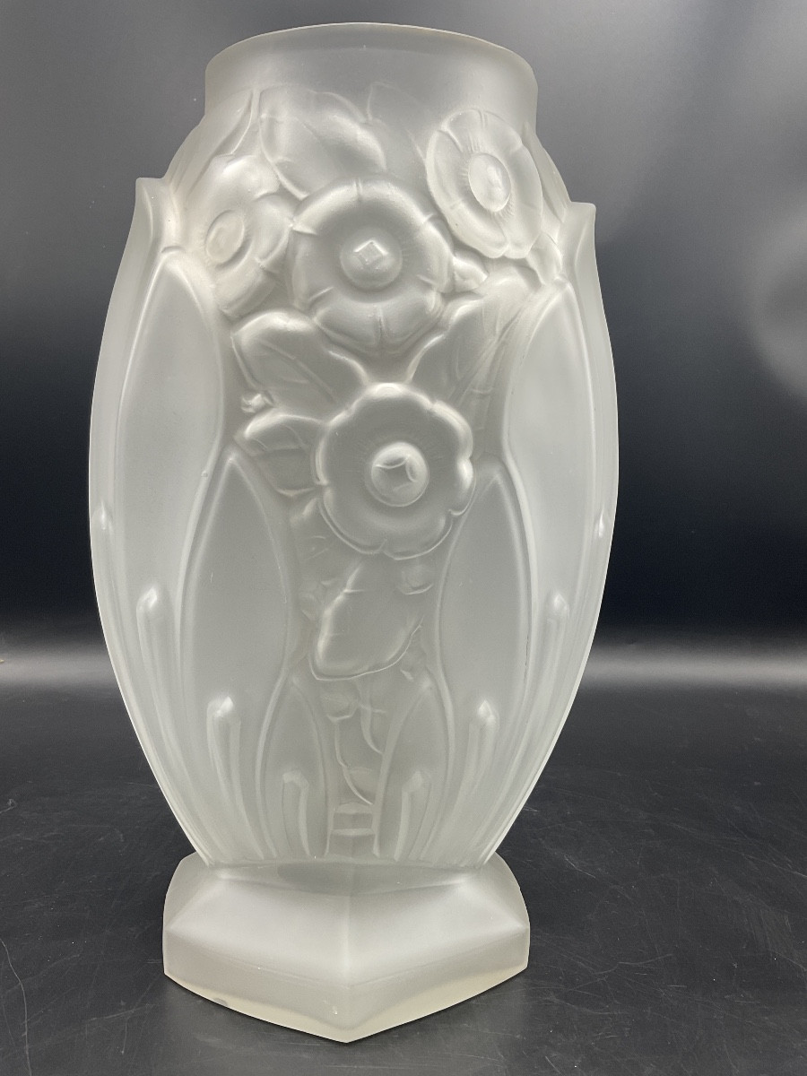 Vase Müller frères art-déco ovoïde sur piédouche hexagonal en verre pressé moulé à décor floral-photo-3