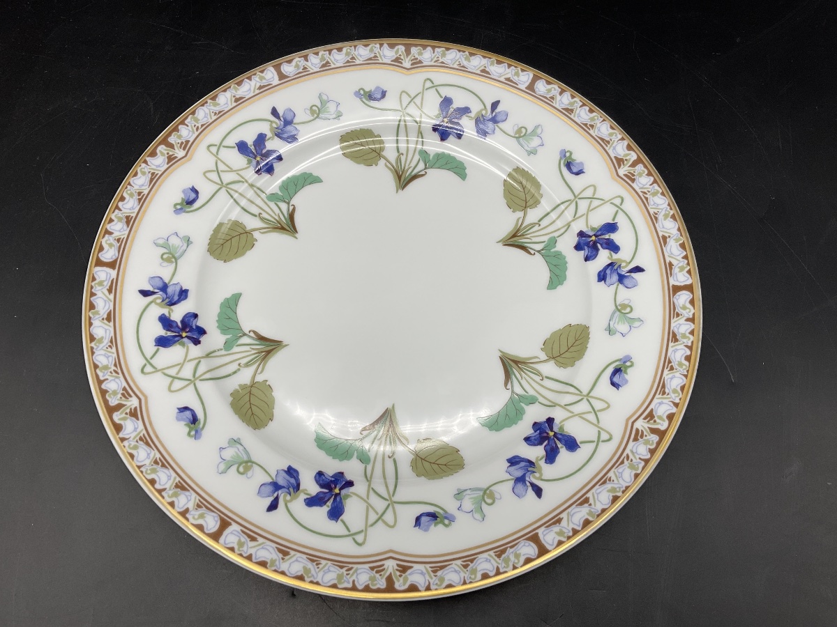 Six Porcelain Dinner Plates, Haviland Factory In Limoges, Decorated With The Eugenie Imperial Design.-photo-2
