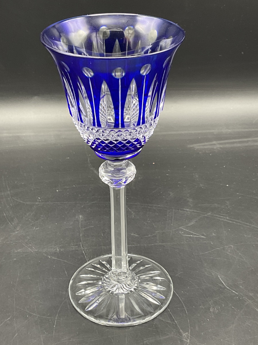 Saint Louis A White Roemer Cut-crystal Wine Glass With Blue Tint, Tommy Model.-photo-2