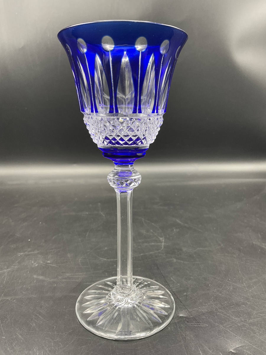 Saint Louis A White Roemer Cut-crystal Wine Glass With Blue Tint, Tommy Model.-photo-4