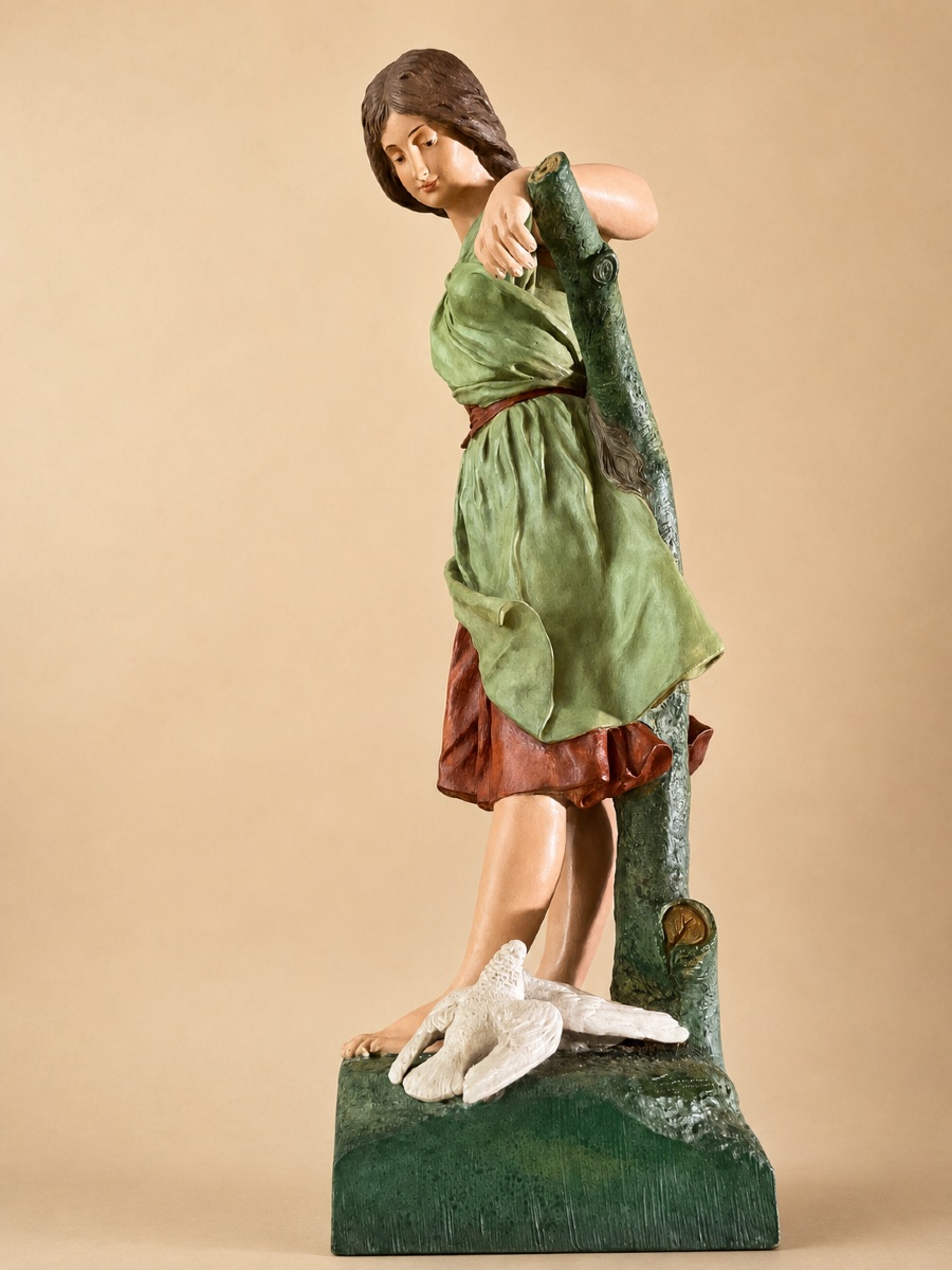 Terre cuite polychrome de Fontaine & Durieux représentant une jeune femme signée L. Vergnano.-photo-3