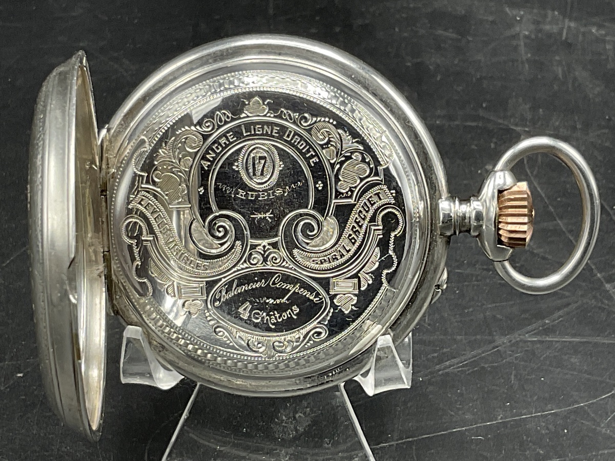 Montre à gousset ou de poche en argent massif ciselé et guilloché, décor d'une scène de chasse.-photo-2