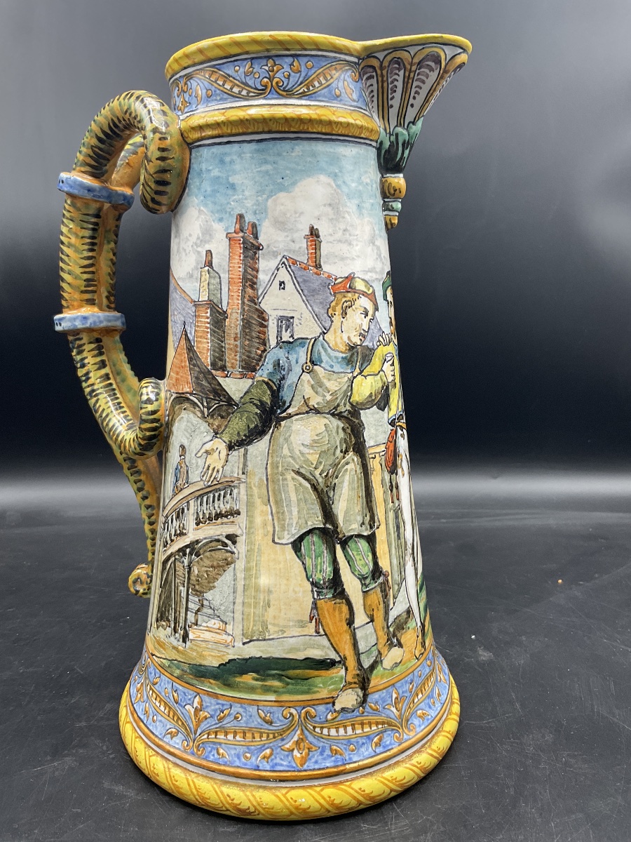 Pichet polychrome en faïence de Blois de Ulysse à décor de trois personnages de la renaissance -photo-4