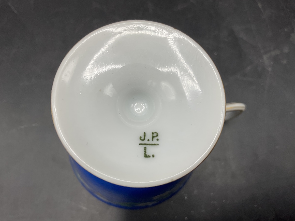 A Porcelain Coffee Cup And Saucer From The Mousseline à Pied Set By Jean Pouyat, Limoges. -photo-3
