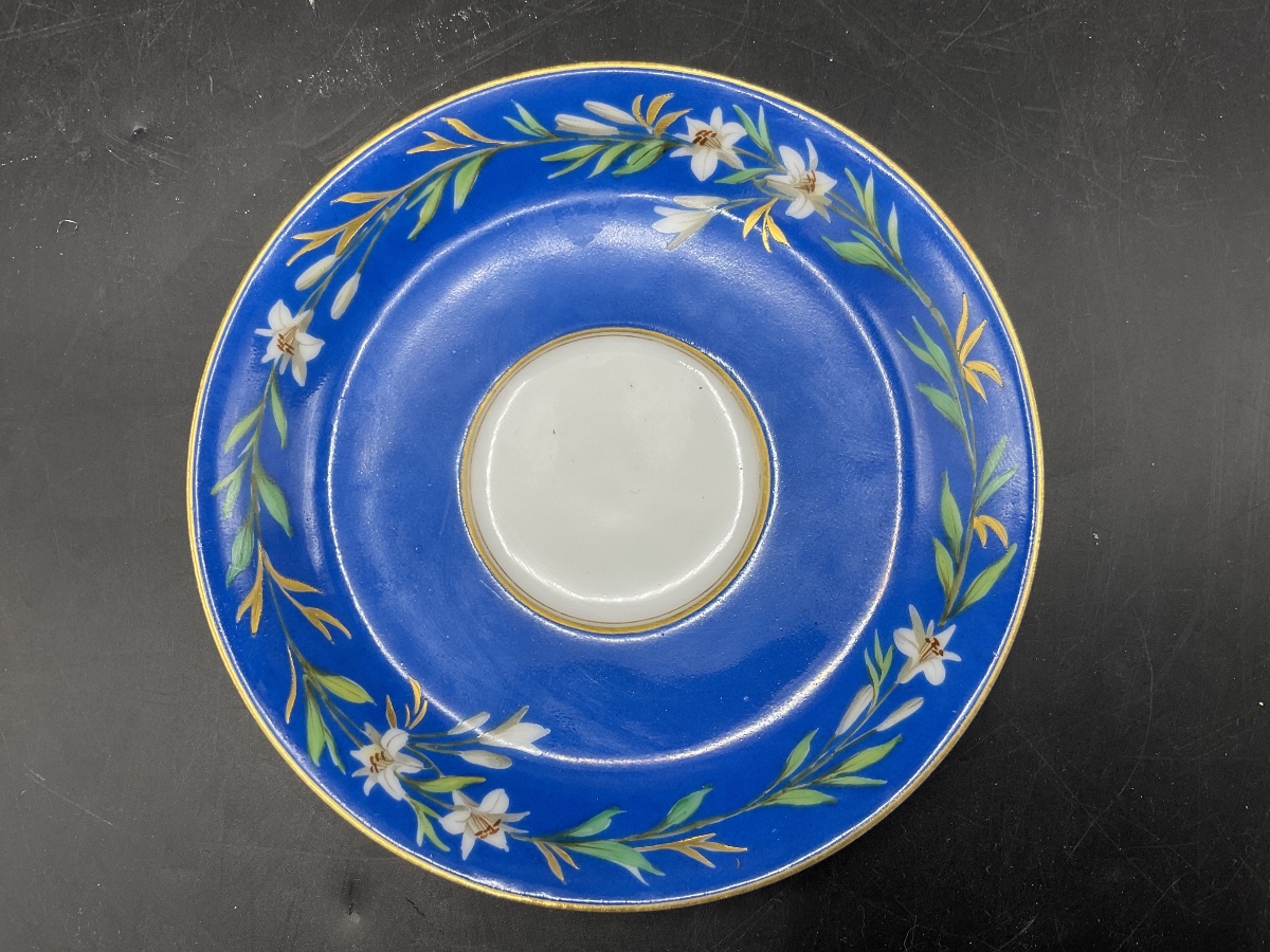 A Porcelain Coffee Cup And Saucer From The Mousseline à Pied Set By Jean Pouyat, Limoges. -photo-5