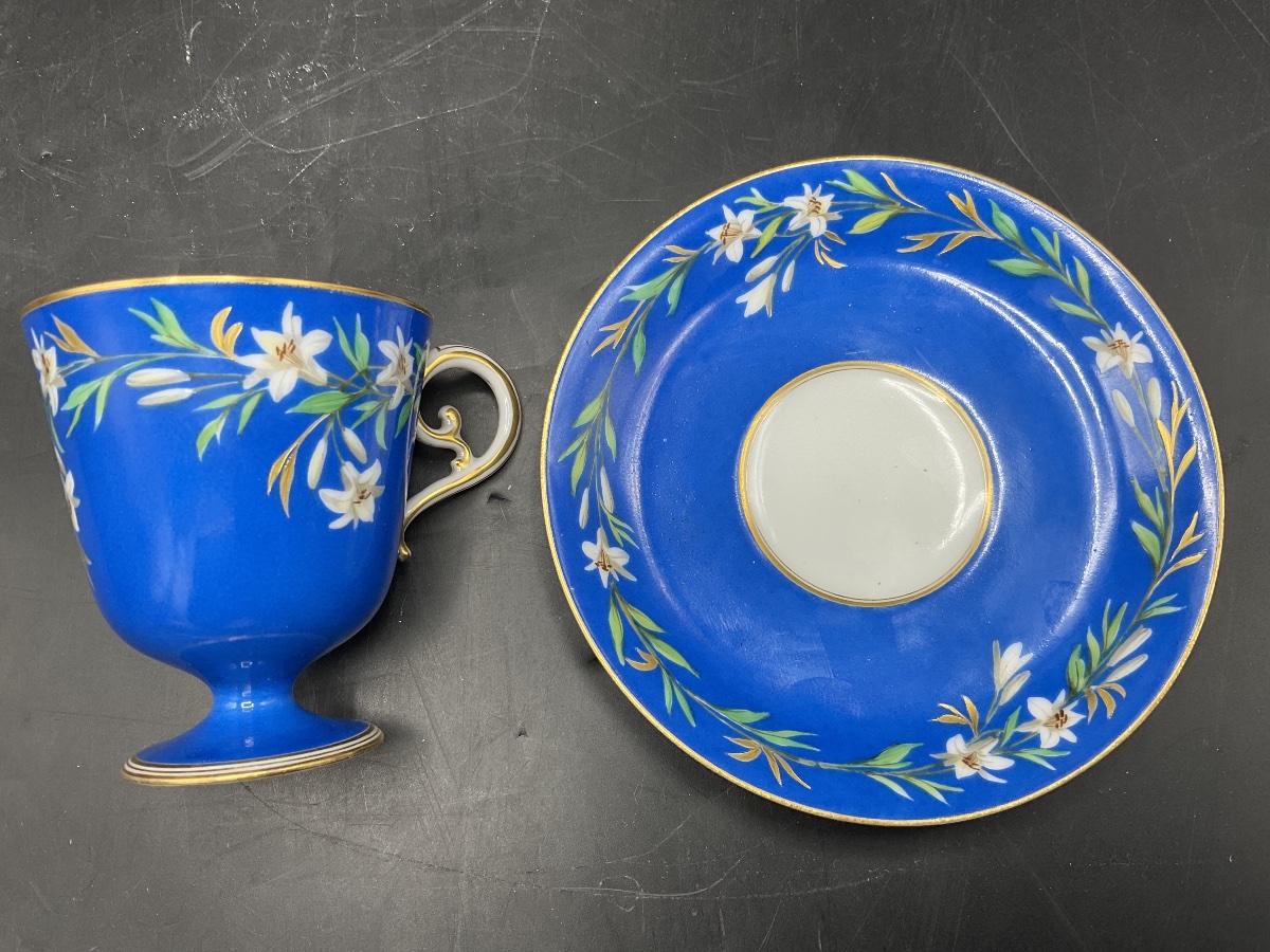 A Porcelain Coffee Cup And Saucer From The Mousseline à Pied Set By Jean Pouyat, Limoges. -photo-7