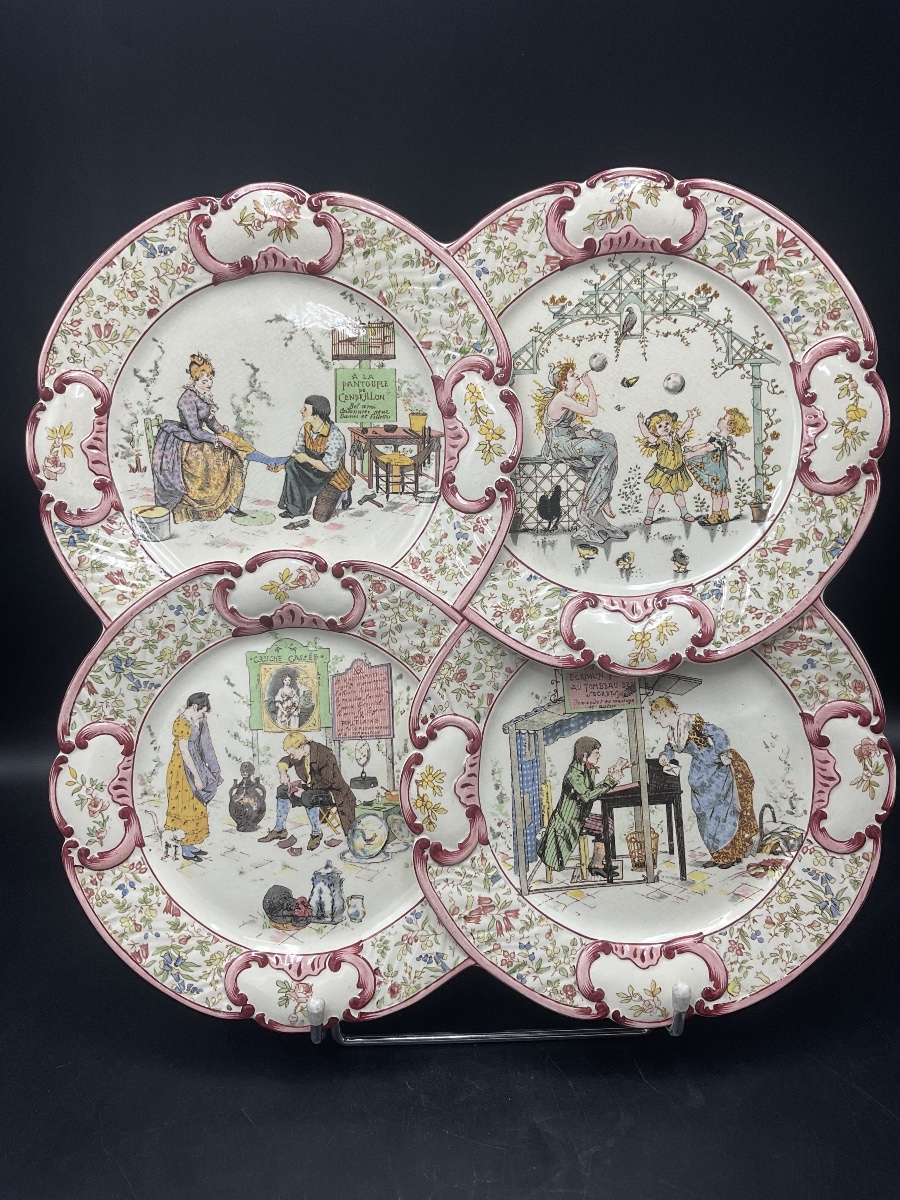 Plateau à quatre assiettes en faïence polychrome de Sarreguemines décor de Froment Richard. -photo-2