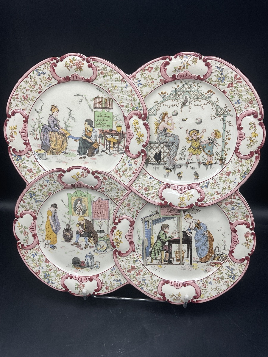 Plateau à quatre assiettes en faïence polychrome de Sarreguemines décor de Froment Richard. -photo-3