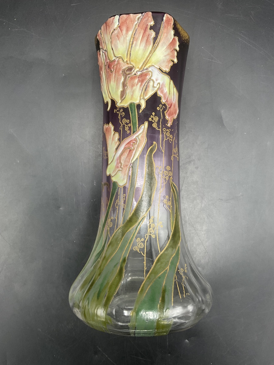 Vase Legras en verre polychrome à décor émaillées de tulipe perroquet sur fond dégradé violet.-photo-2