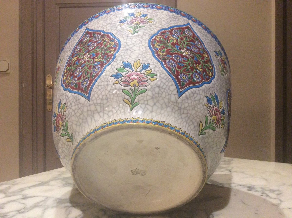 Cachepot In Gien Enamels With Cartouche Decor Of Polychrome Flowers On A White Cracked Background.-photo-8