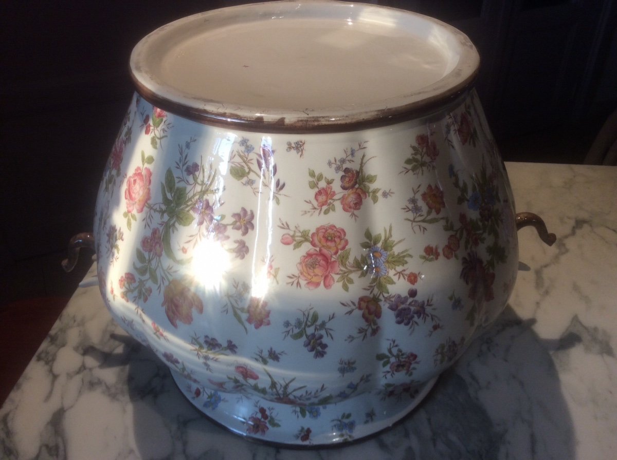 Large Longchamp Polychrome Earthenware Planter With Rounded Belly And Godronné Shape Decor Printed With Bouquets Of Flowers On A Cream White Background.-photo-4