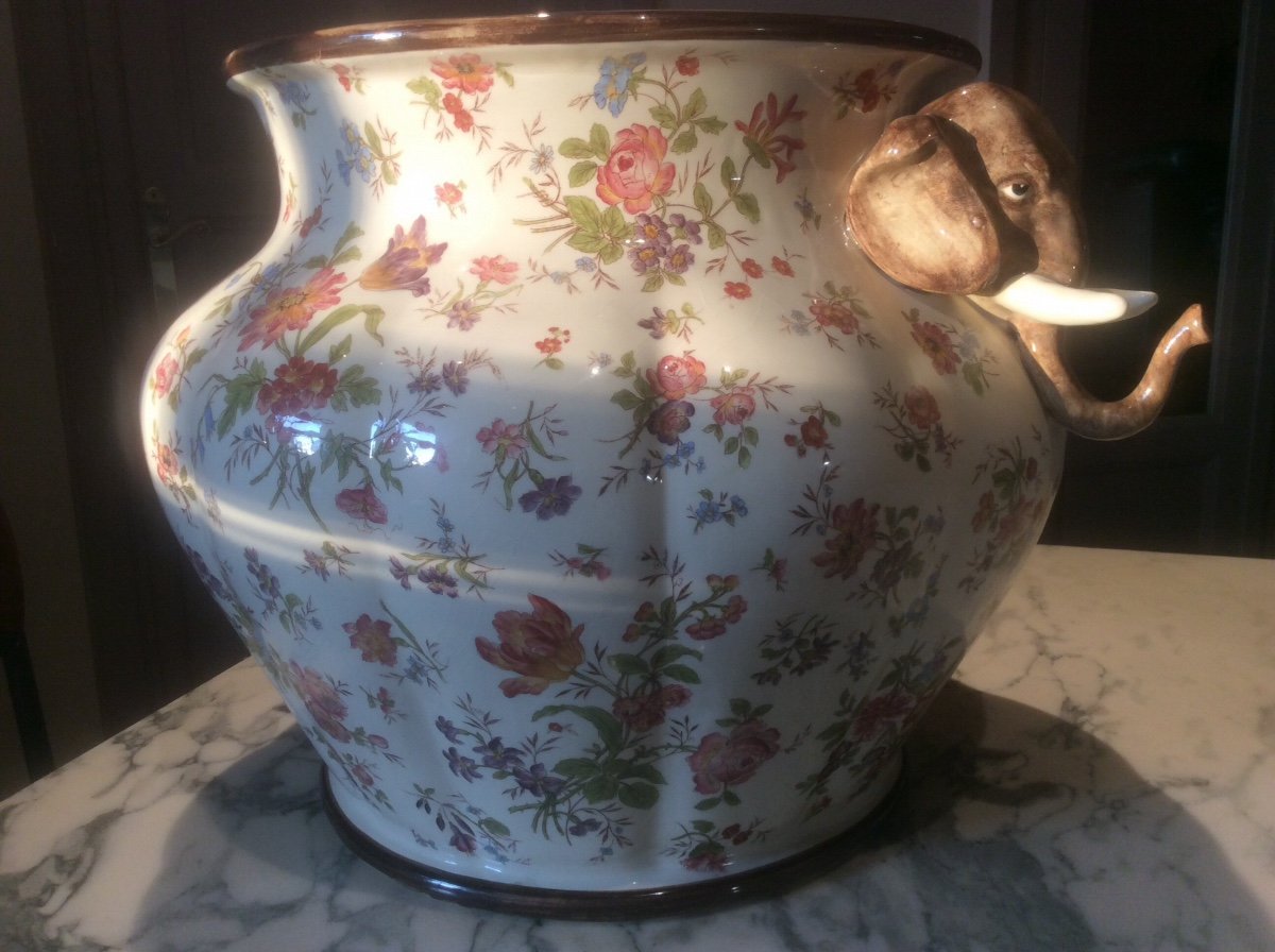 Large Longchamp Polychrome Earthenware Planter With Rounded Belly And Godronné Shape Decor Printed With Bouquets Of Flowers On A Cream White Background.-photo-5