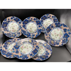 Sept assiettes à dîner en porcelaine de la manufacture Haviland à Limoges, décor Dammouse.