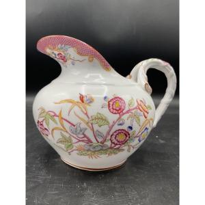 Pot à lait ou crémier en porcelaine polychrome de Sarreguemines, Décor Minton imprimé.
