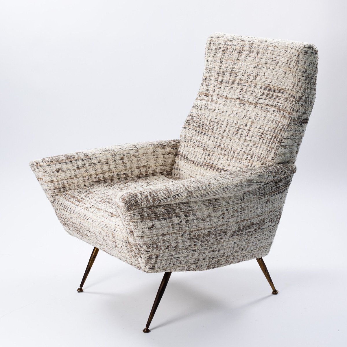 Fauteuil de forme linéaire italien du milieu du siècle, tissu bouclé blanc cassé, années 1950-photo-2